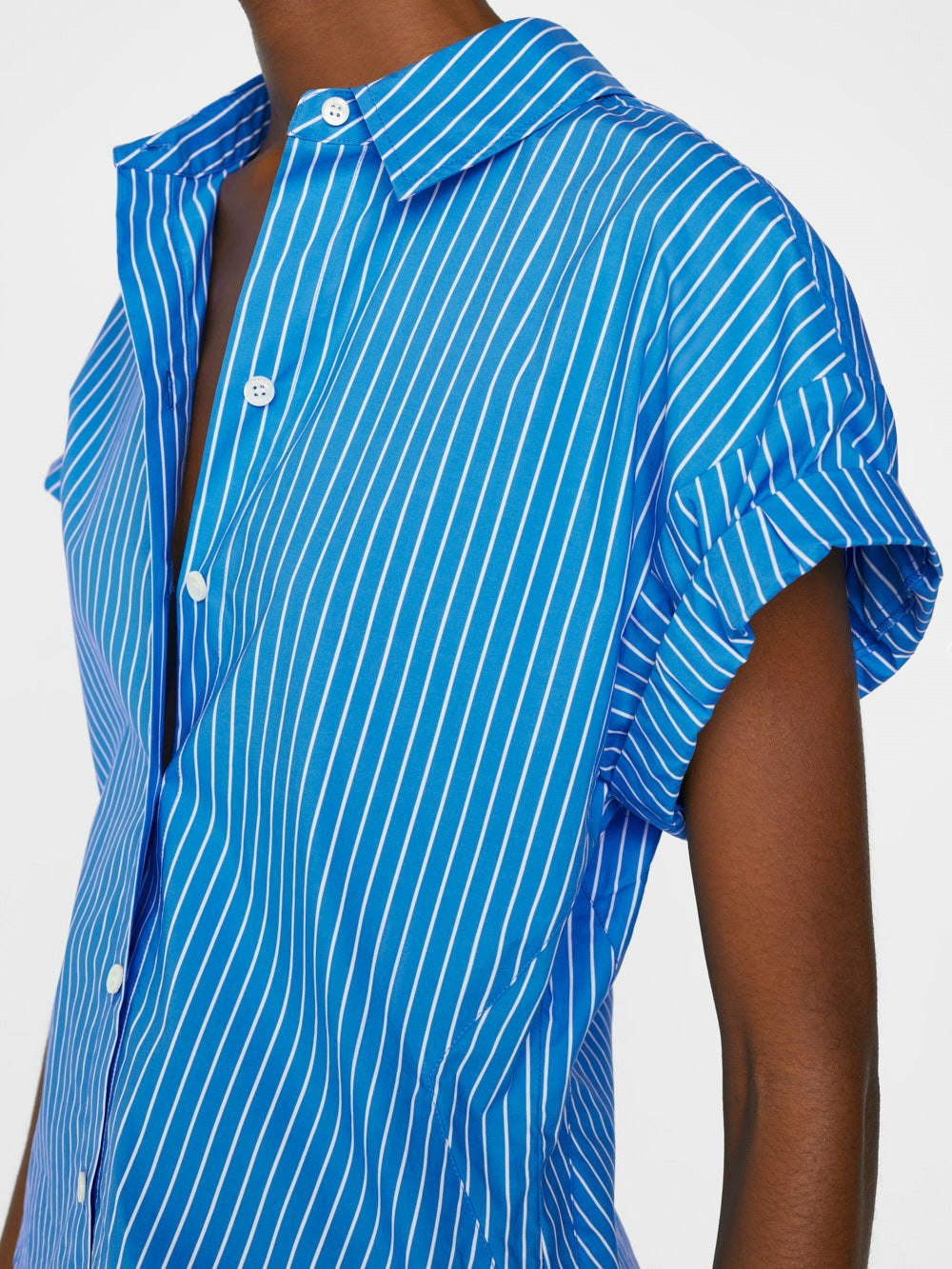 shirt detail view alt:size